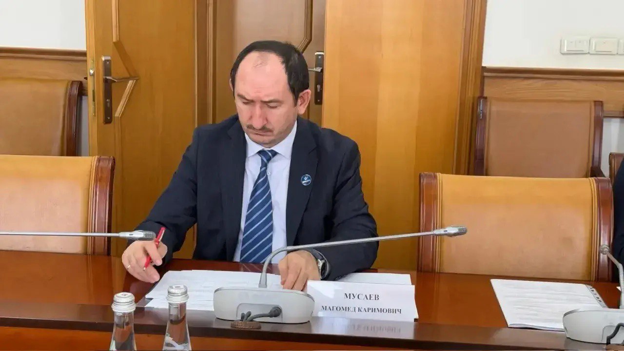 На заседании Координационного совета под председательством Абдурахмана Махмудова утверждены списки заявок на третий конкурс грантов Главы Республики Дагестан в 2025 году, допущенных и не допущенных до независимой экспертизы